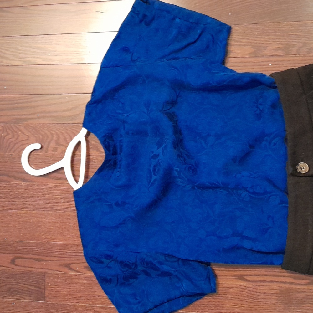 Vintage 100% silk top p2p 18